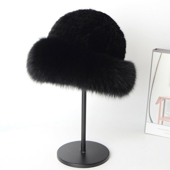 NWT Black Knitted real FOX Fur Trimmed FUR Hat- Stunning! - Picture 5 of 6